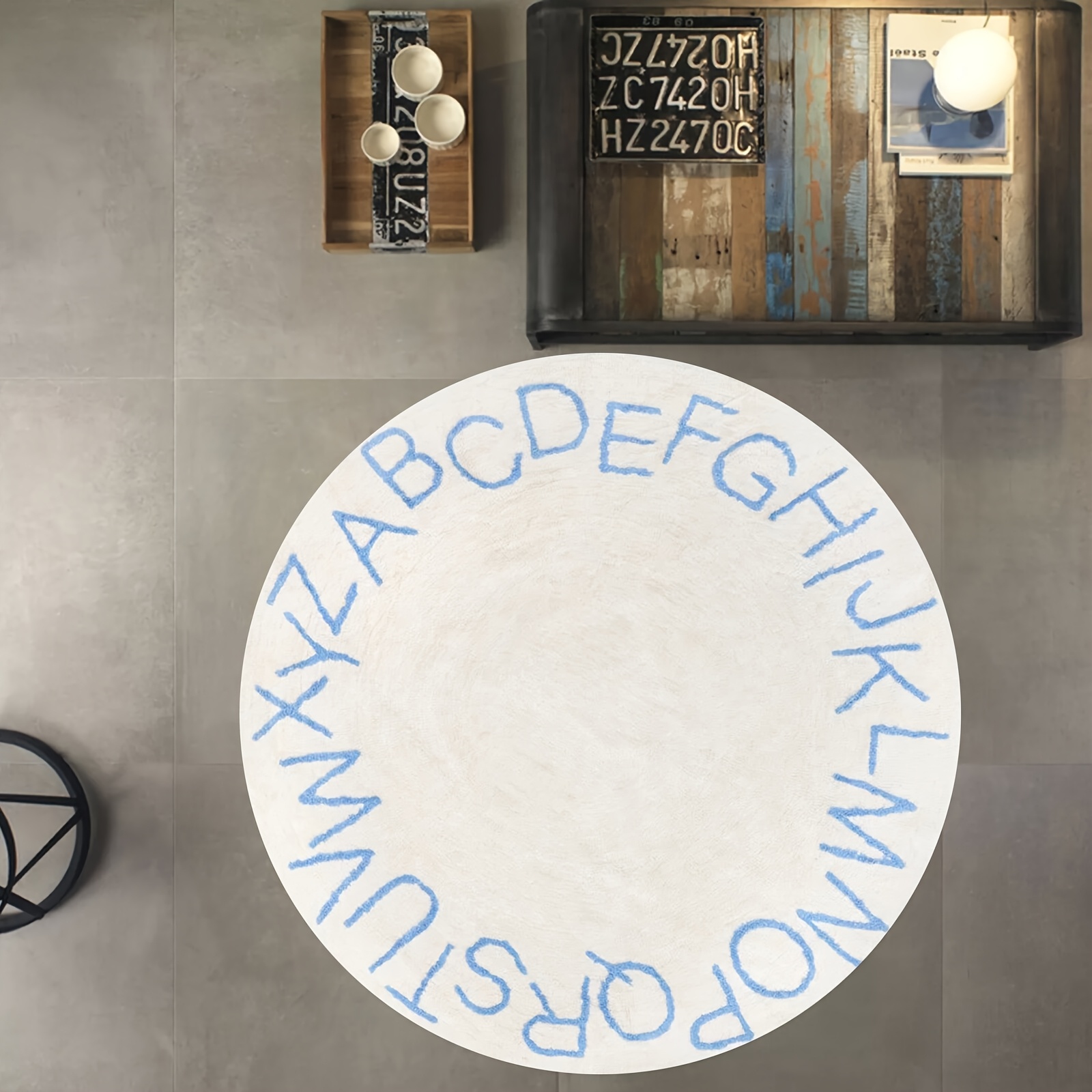 Home Decor Retail Stores - Tapis de sol graphique à typographie