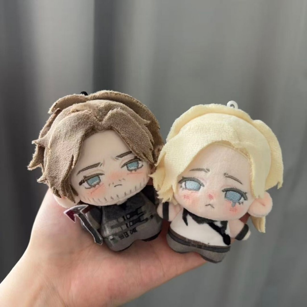 Peluche de cosplay Leon Scott  - Home Decor Center avis et prix
